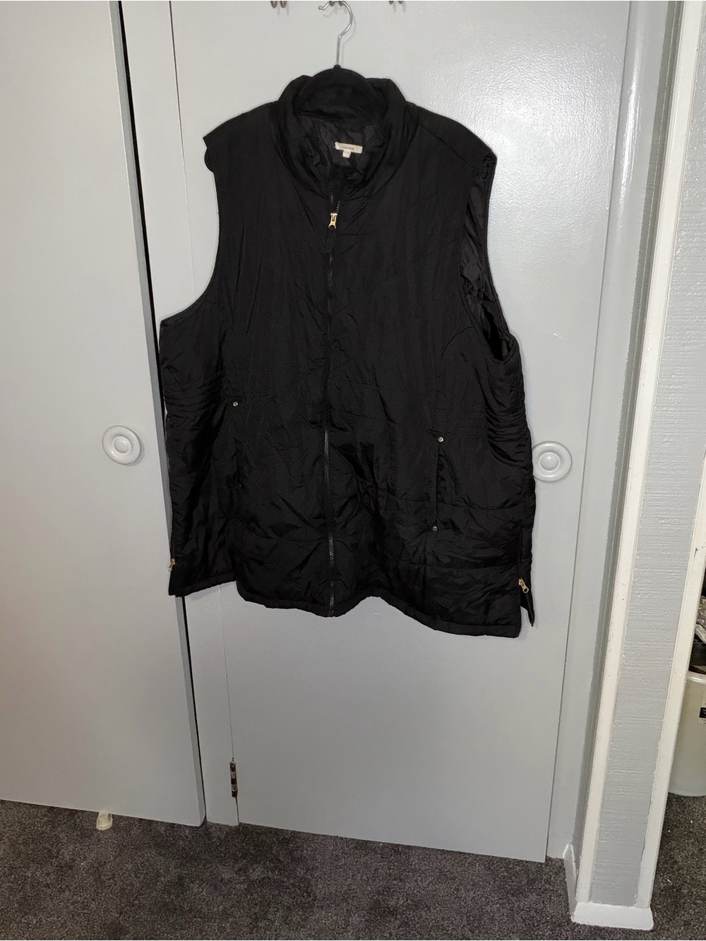 Maurices Black Quilted Sleeveless Vest